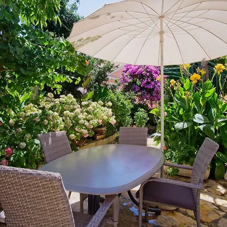 Apartment House Verica Veli Lošinj