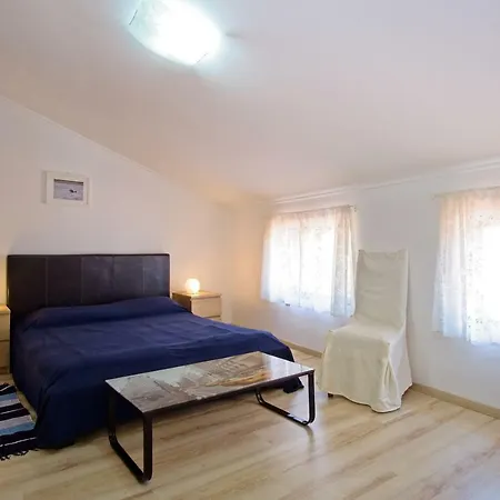 House Verica * Lussingrande