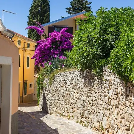 House Verica * Veli Lošinj